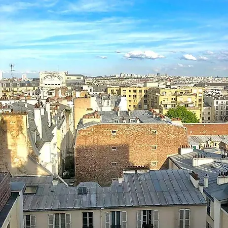 Outstanding Sacre-coeur Views In Montmartre Appartement